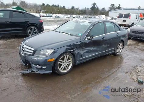 2013 Mercedes-Benz C 300 Sport 4Matic from USA, damaged, VIN WDDGF8AB6DA841886
